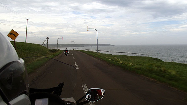 根室半島の海岸線沿い